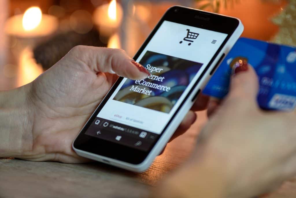 Main Factors to Consider When Choosing an E-Commerce Platform